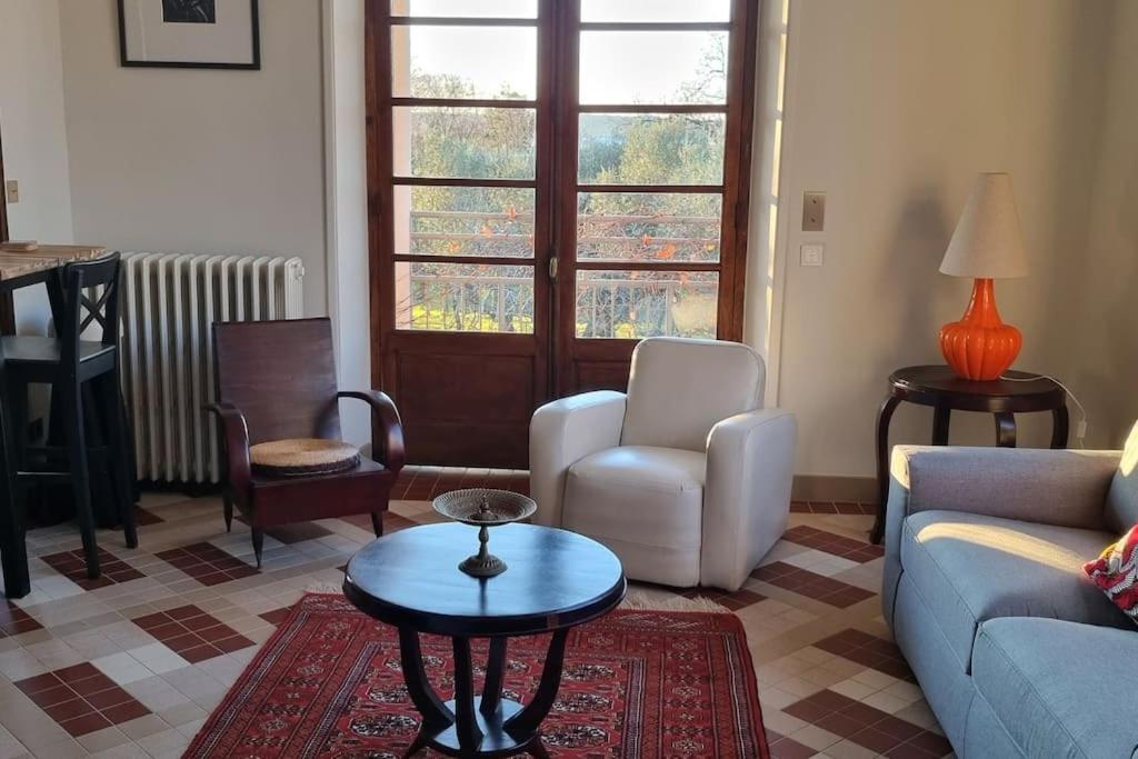 La Provencale Apartment Uzes Exterior photo